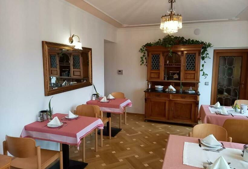 Aamiaismajoitus (B&B) Pm Apart Ries Rosina