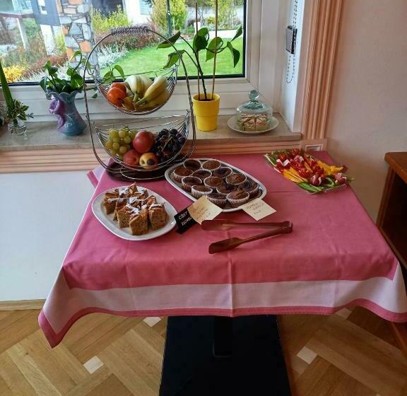 Aamiaismajoitus (B&B) Pm Apart Ries Rosina