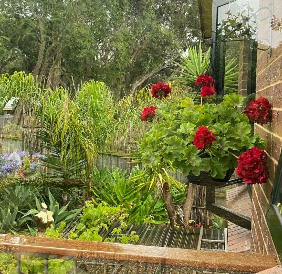 ベッドアンドブレックファースト The Studio