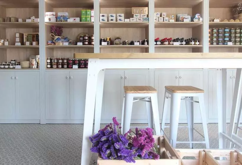 Hostel Retiro Do Gerês