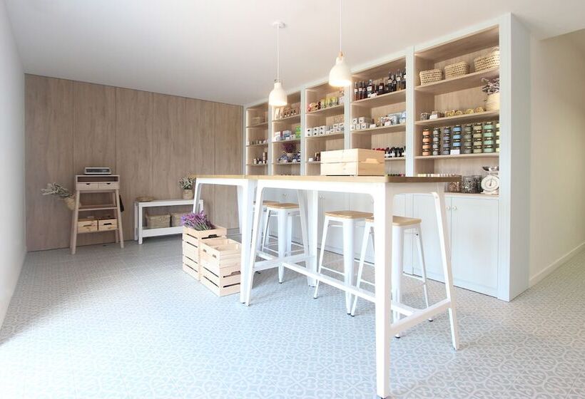 Hostel Retiro Do Gerês