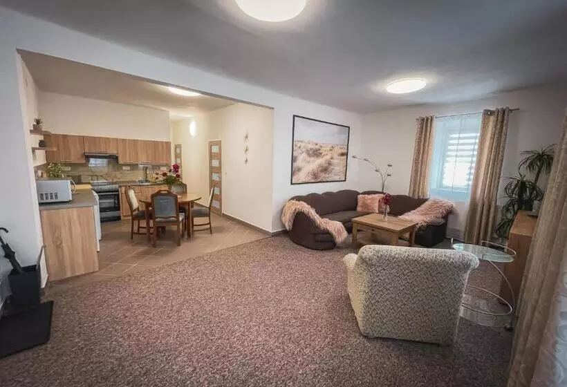 Hotelli Apartment Faraon