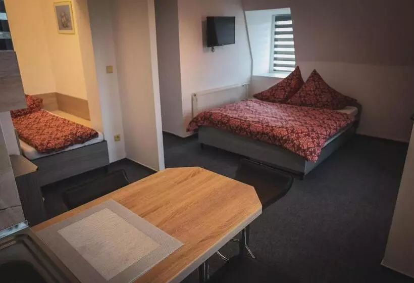 Hotelli Apartment Faraon