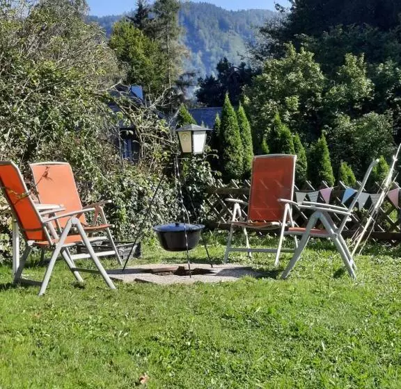 ホテル Pension Horvath