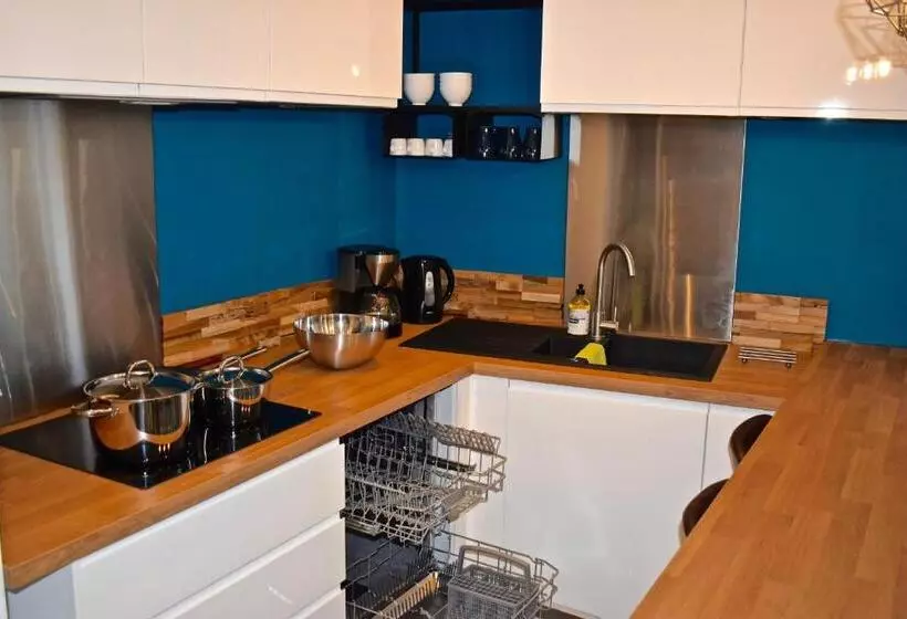 ペンション Coliving Tout Confort  Loos Les Lille Maison Partagee 7 Chambres 5 Sdb 6wc Loos Les Lille