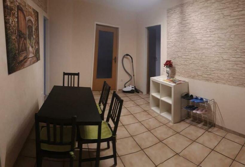 ペンション Ferienwohnung In Erftstadt