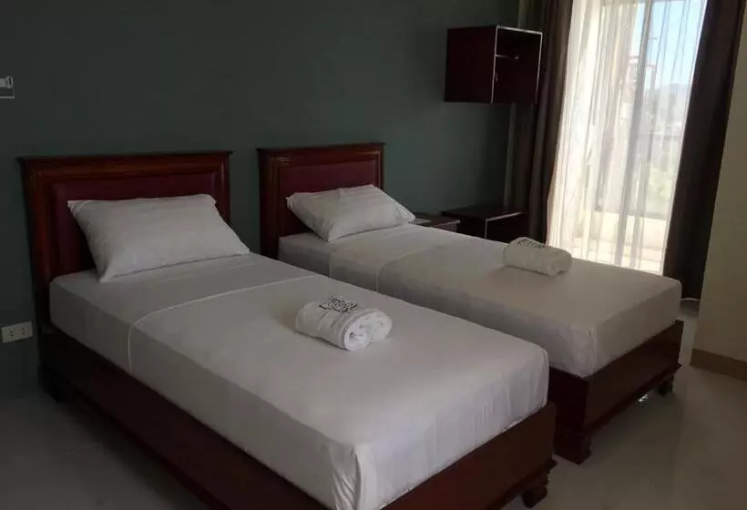 Retkeilymaja Bohol Ecotel