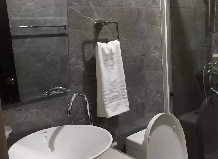 Retkeilymaja Bohol Ecotel