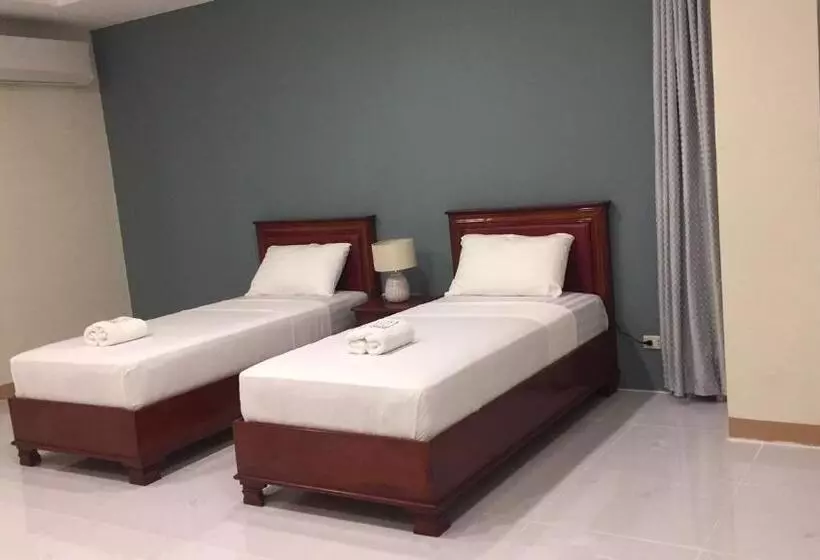 Retkeilymaja Bohol Ecotel