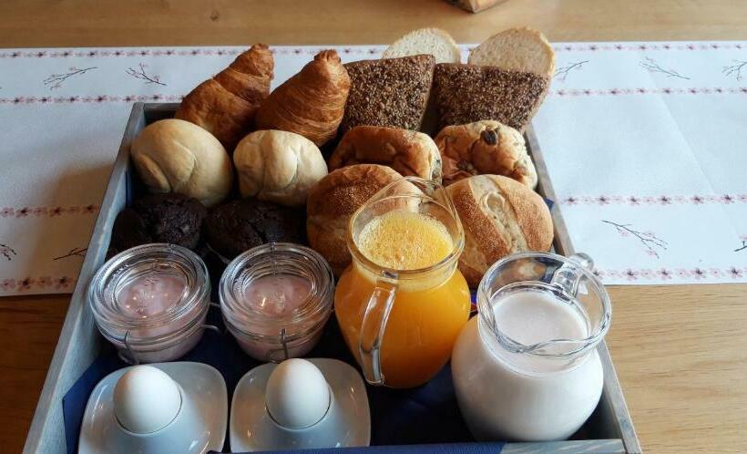 ベッドアンドブレックファースト Eendrachtweg 4