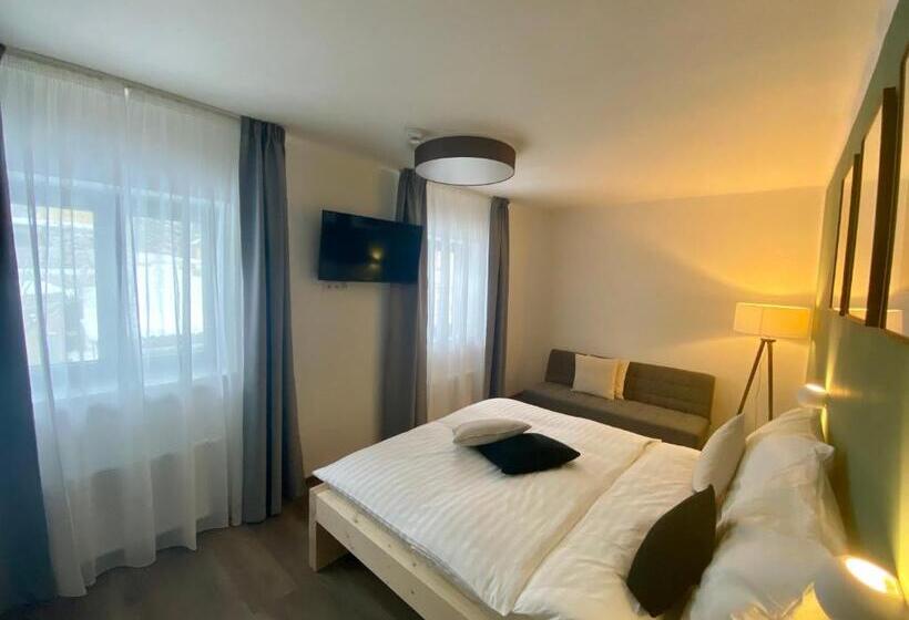 Aamiaismajoitus (B&B) Haus Stadler Self Check In