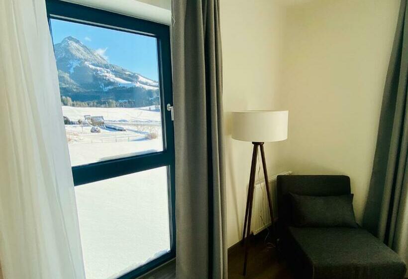 Aamiaismajoitus (B&B) Haus Stadler Self Check In