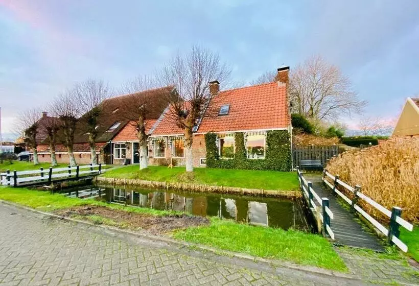 Bed And Breakfast Lauwersstate