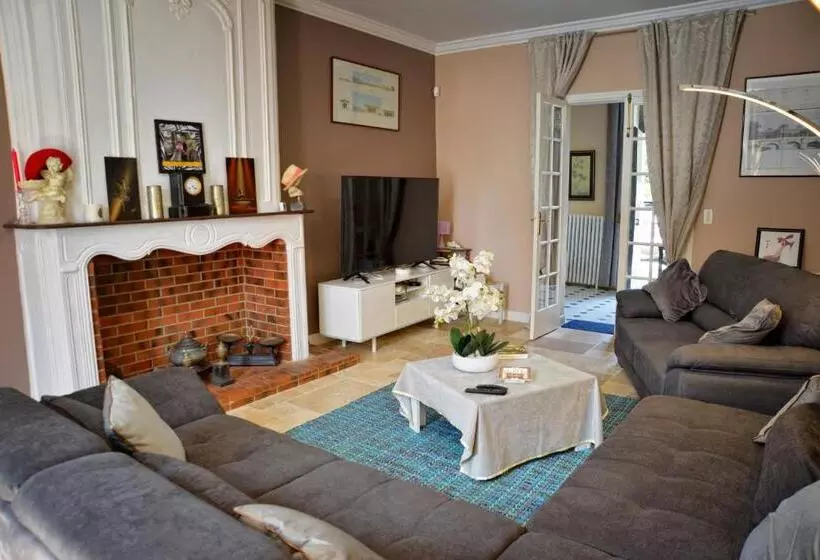 Aamiaismajoitus (B&B) Maison Matachot