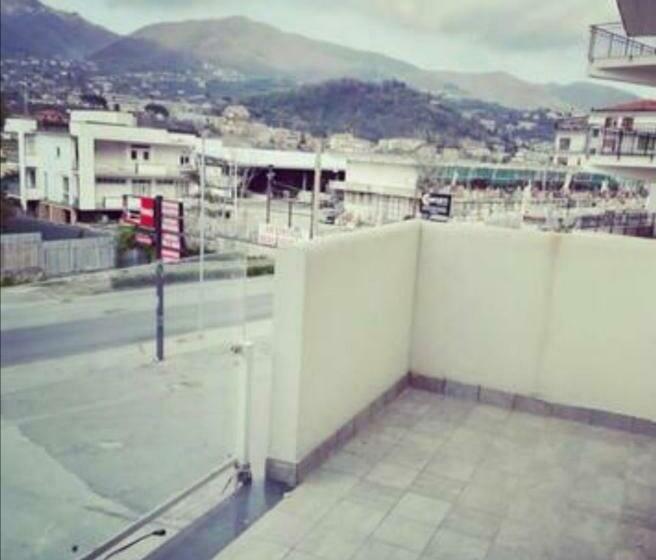 ベッドアンドブレックファースト Teddy Sroom