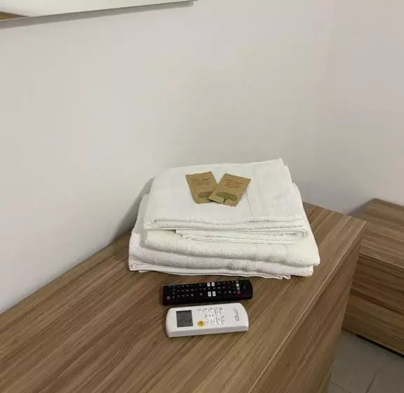 ベッドアンドブレックファースト Teddy Sroom