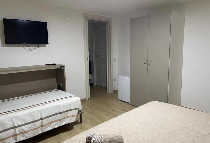 ベッドアンドブレックファースト Teddy Sroom