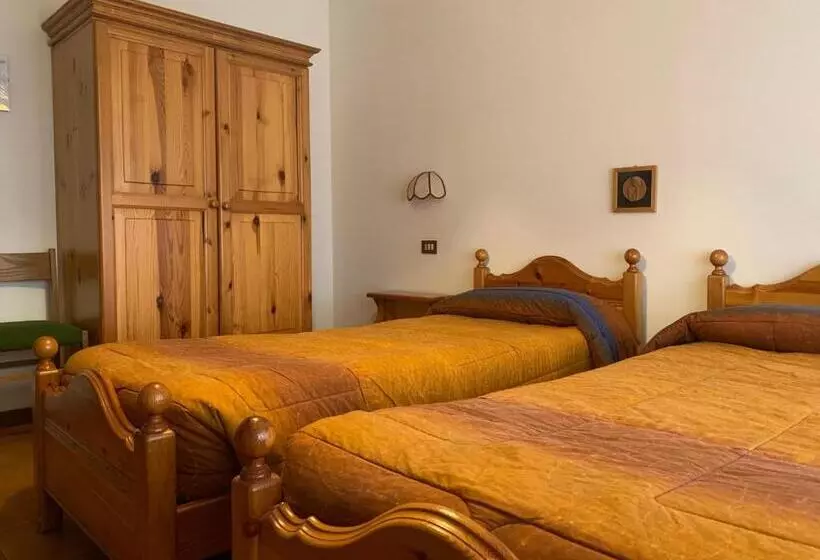 Hotelli Alpi   Asiago