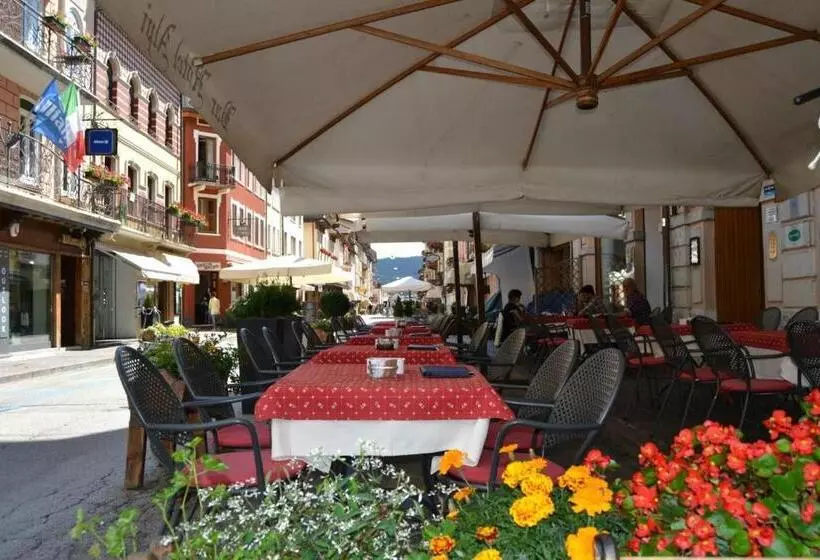 Hotelli Alpi   Asiago