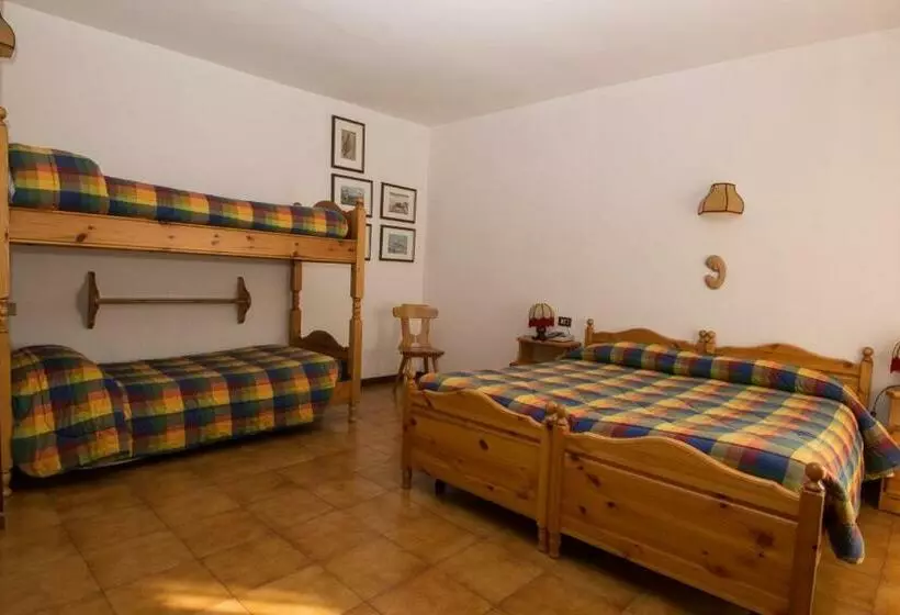 Hotelli Alpi   Asiago