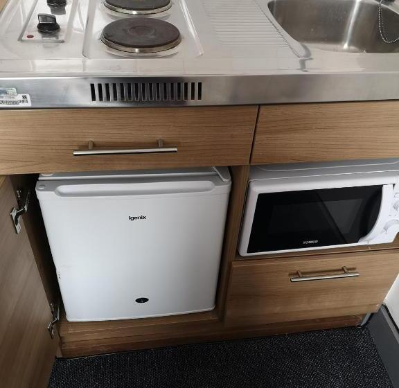 Капсульный Oтель Ty R Bont Studios