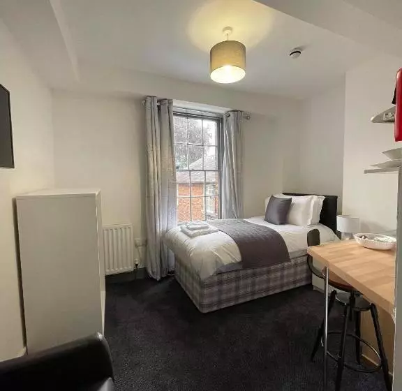 Kapselihotelli Ty R Bont Studios