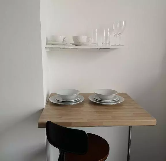 Kapselihotelli Ty R Bont Studios