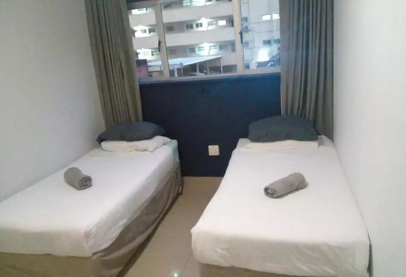 Hotelli Sandz Accomodation At 108