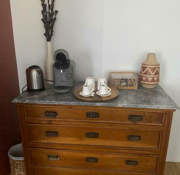 ペンション Chambres Et Table D Hôtes Le Cèdre Aveyron