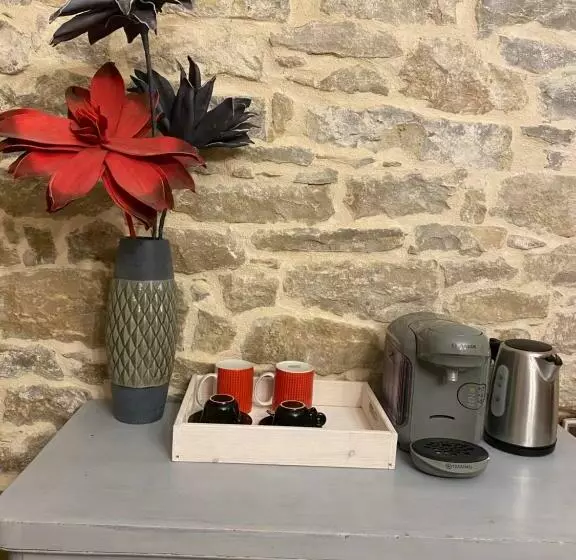 Majatalo Chambres Et Table D Hôtes Le Cèdre Aveyron