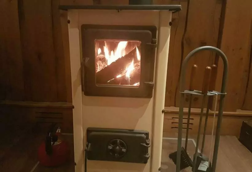 Majatalo Living Legends   Tiny House Auf Den Wiesen Der Edermühle