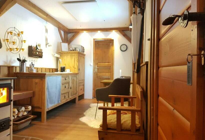 פנסיון Living Legends   Tiny House Auf Den Wiesen Der Edermühle