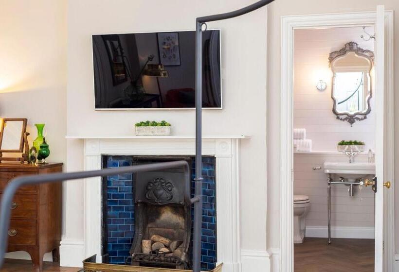 펜션 The State Room At Seafield House