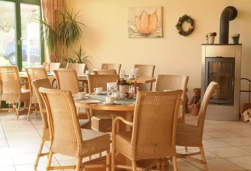 Aamiaismajoitus (B&B) Gästehaus Meiwes