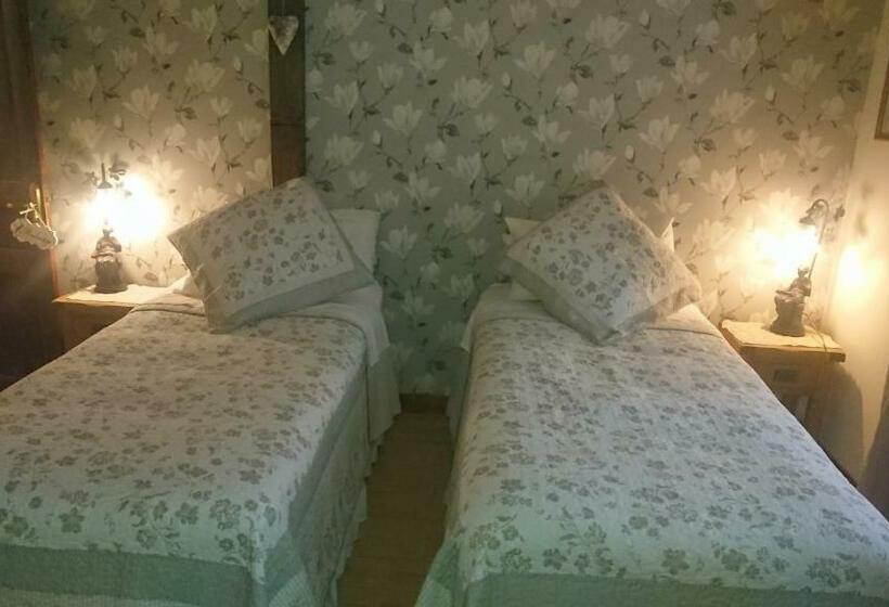 Bed and Breakfast Le Jardin De Rose 24 Feuillebert Romagne 86700