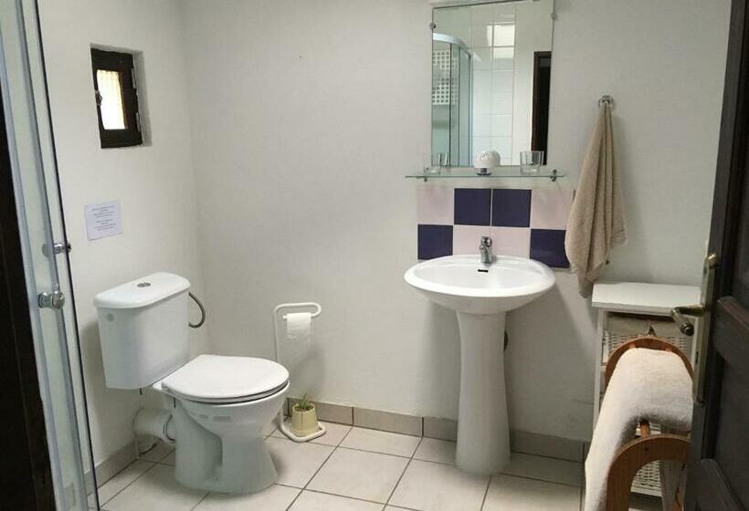 Bed and Breakfast Le Jardin De Rose 24 Feuillebert Romagne 86700