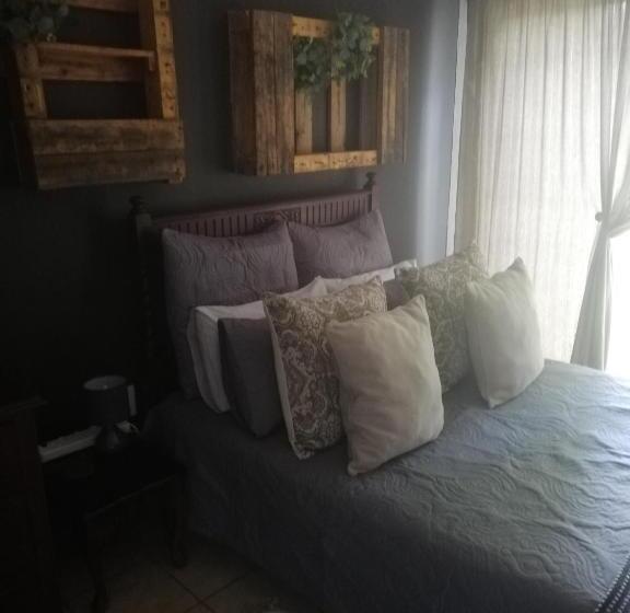 Pension A Cody Place