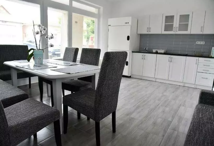 Majatalo Aquarium City