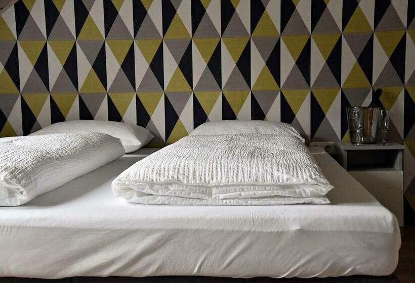 Пансион Aquarium City