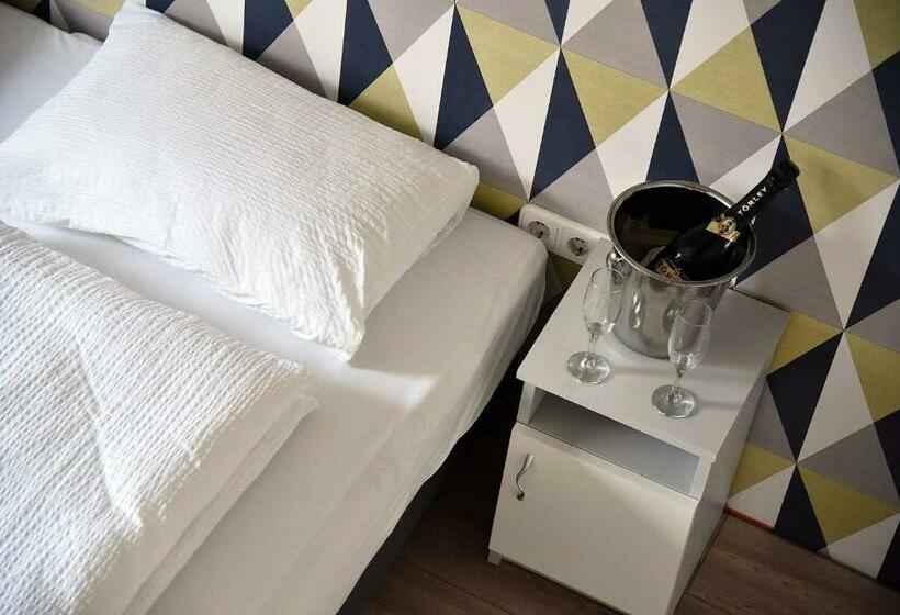 Пансион Aquarium City