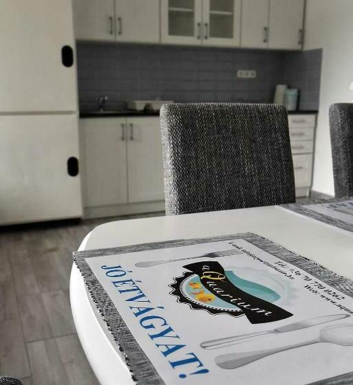 Пансион Aquarium City