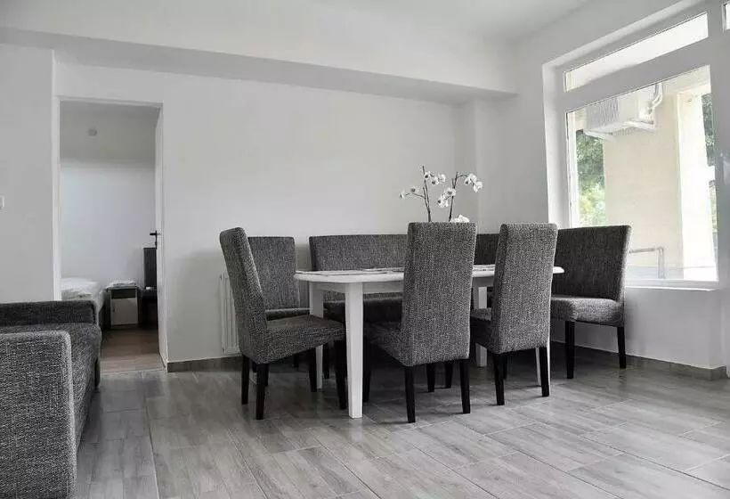 Majatalo Aquarium City