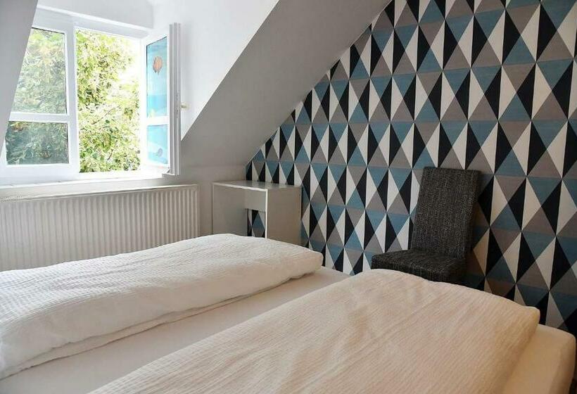 Пансион Aquarium City