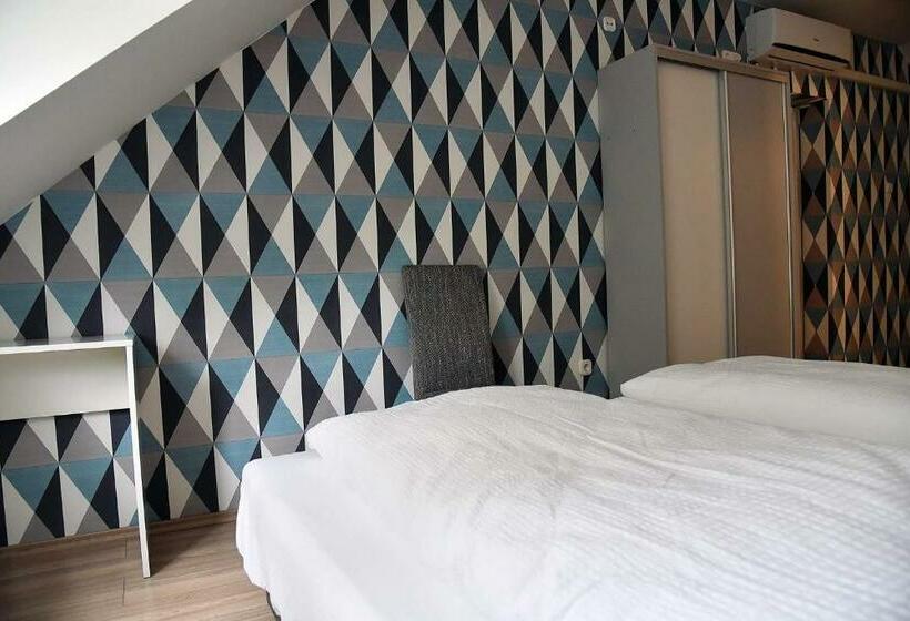 Пансион Aquarium City