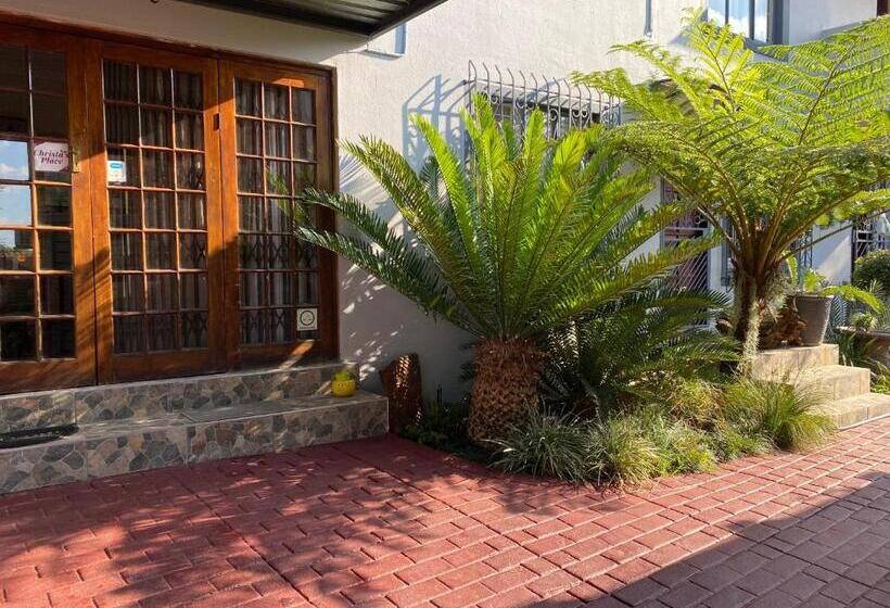 Пансион Christa S Place 897