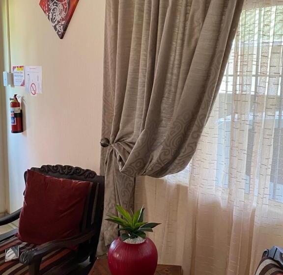 Пансион Christa S Place 897