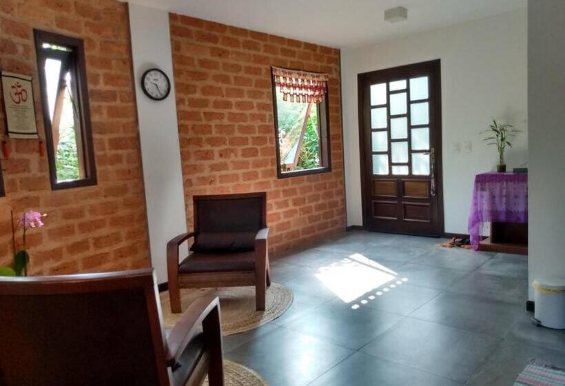 פנסיון Pousada Vila Guyrá