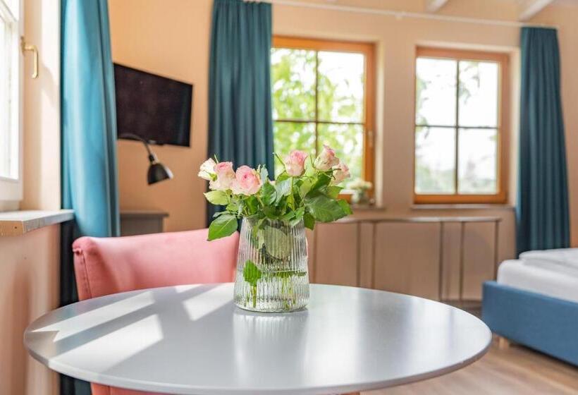 Waldidylle Gohrisch, Pension Und Ferienwohnungen