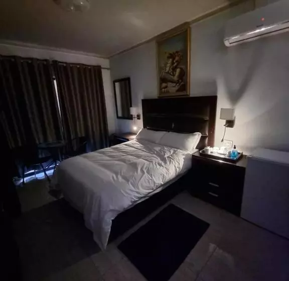 Aamiaismajoitus (B&B) Whitehouse Lodge Benoni