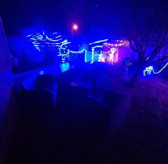 Aamiaismajoitus (B&B) Whitehouse Lodge Benoni